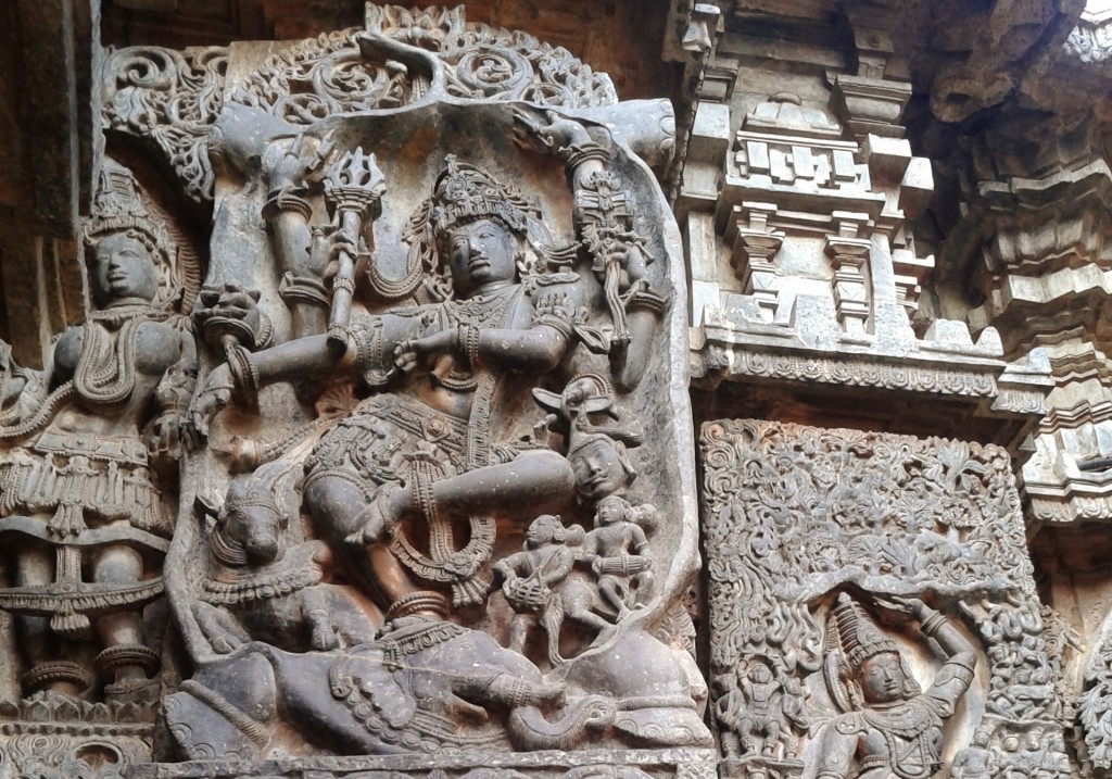 Tempio di Hoysaleshvara - Gajasura Murti