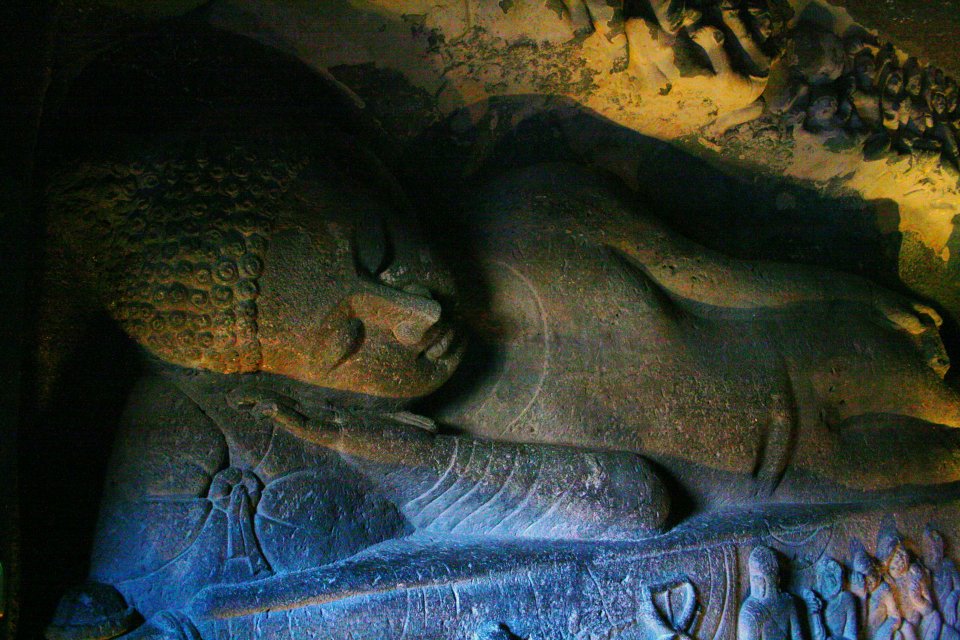 Buddha reclinato di Ajanta